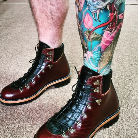 Fortis Hugo in Shinki Burgundy Oiled Horsebutt