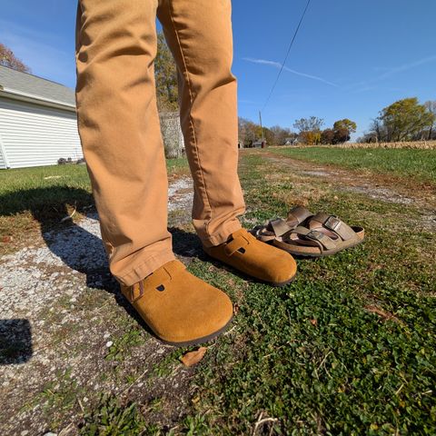 Birkenstock Boston in Mink Suede