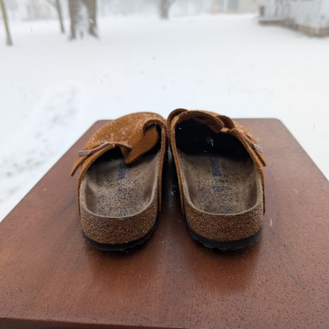 Birkenstock Boston in Mink Suede