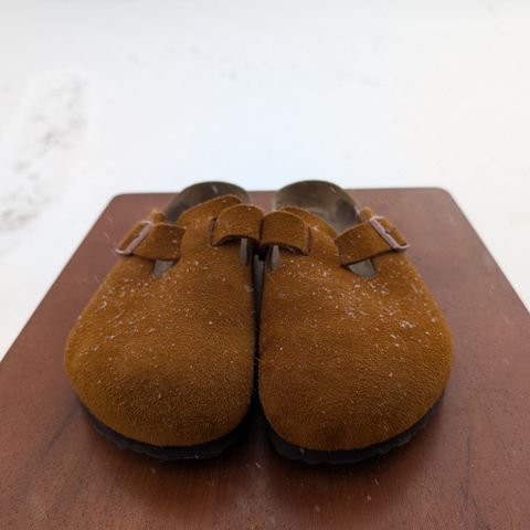 Birkenstock Boston in Mink Suede