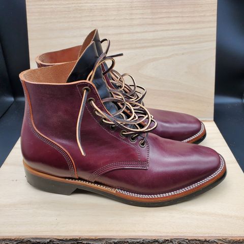 XBXS Escape Boots in Maryam Burgundy Horsebutt