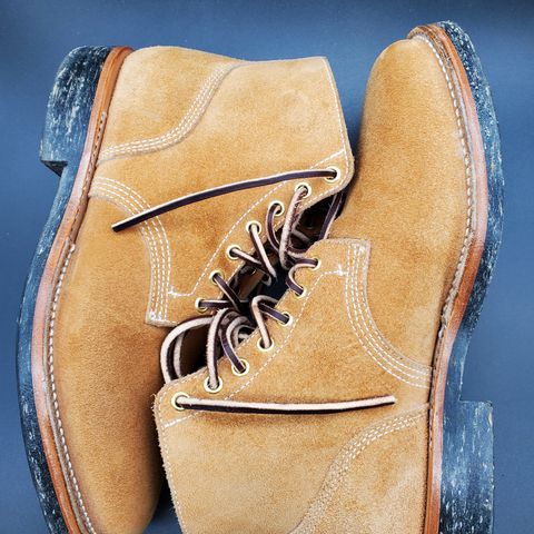 Viberg Boondocker in Horween Faded Wheat Chamois Roughout