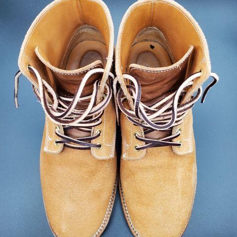Viberg Boondocker in Horween Faded Wheat Chamois Roughout