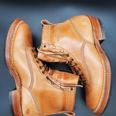 White's 350 Cutter in Maryam Natural Horsebutt