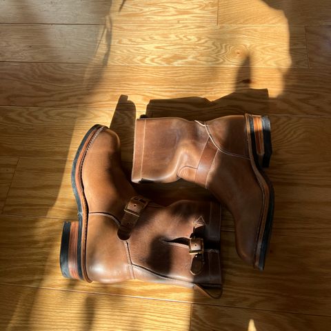 Viberg Engineer in Horween Natural Chromexcel