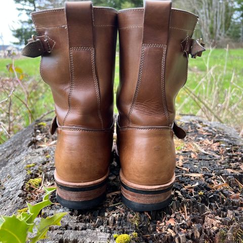 Viberg Engineer in Horween Natural Chromexcel