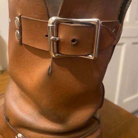 Thurmont Leather Company Munson Engineer in Unknown Natural Veg Tan