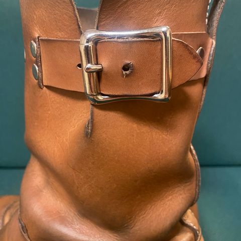 Thurmont Leather Company Munson Engineer in Unknown Natural Veg Tan