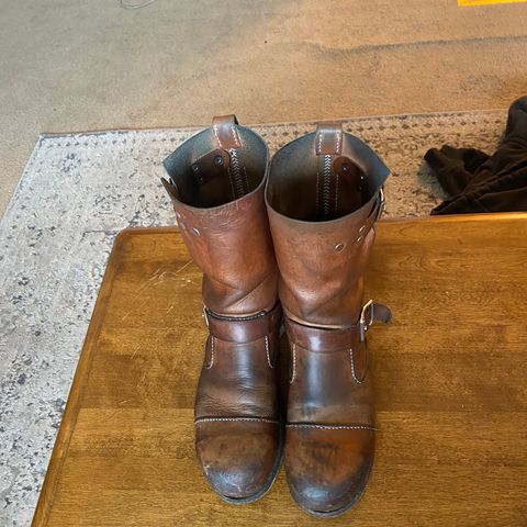 Thurmont Leather Company Munson Engineer in Unknown Natural Veg Tan