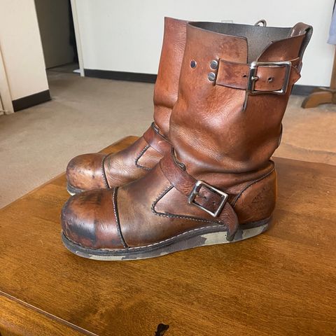 Thurmont Leather Company Munson Engineer in Unknown Natural Veg Tan