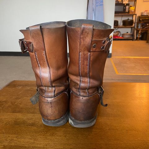Thurmont Leather Company Munson Engineer in Unknown Natural Veg Tan