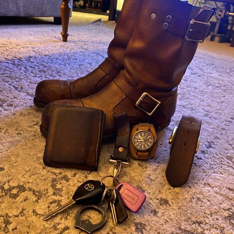 Thurmont Leather Company Munson Engineer in Unknown Natural Veg Tan
