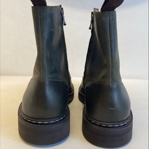 John Lobb Unlisted Model in Unlisted Leather