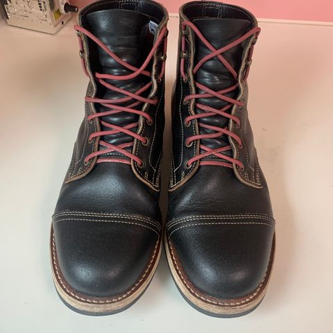 Truman Cap Toe Boot in Horween Black Waxed Flesh