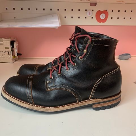 Truman Cap Toe Boot in Horween Black Waxed Flesh
