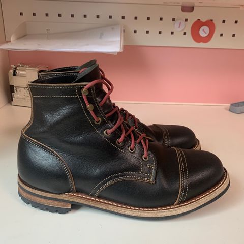 Truman Cap Toe Boot in Horween Black Waxed Flesh
