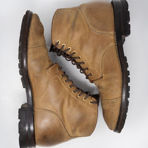 Grant Stone Garrison Boot in C.F. Stead Natural Waxy Commander Suede