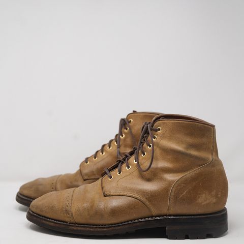 Grant Stone Garrison Boot in C.F. Stead Natural Waxy Commander Suede