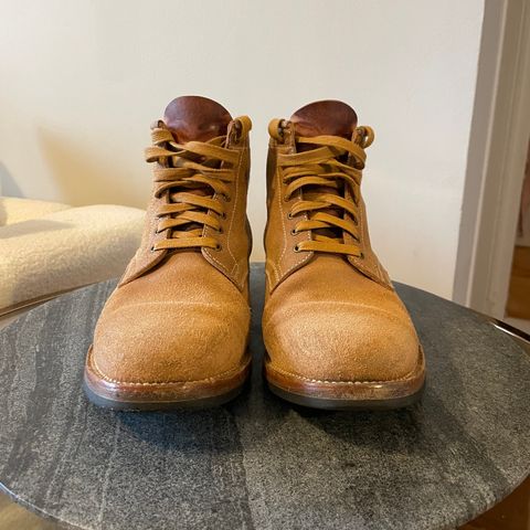Flame Panda Service Boot in Natural Roughout Horsebutt