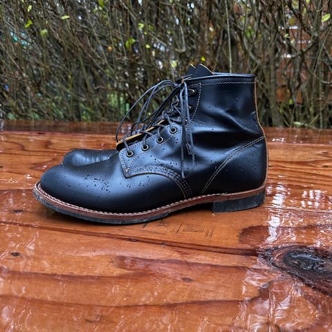 Red Wing Beckman Flatbox in S.B. Foot Black Klondike