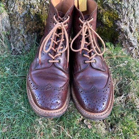 Search result thumbnail of Tricker's Stow Country Boot in C.F. Stead Bordeaux Oiled Shoulder