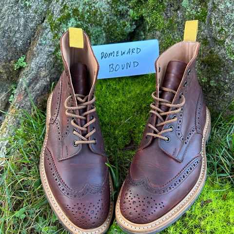 Tricker's Stow Country Boot in C.F. Stead Bordeaux Oiled Shoulder