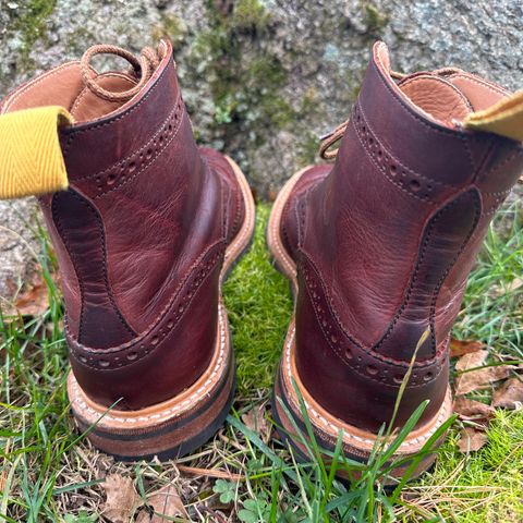 Tricker's Stow Country Boot in C.F. Stead Bordeaux Oiled Shoulder