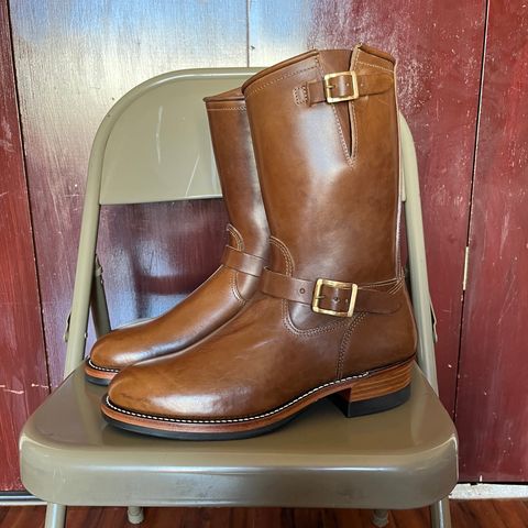 Attractions BILTBUCK Engineer Boots in Crust Horsebutt