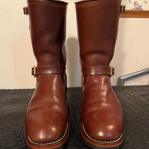 Attractions BILTBUCK Engineer Boots in Crust Horsebutt