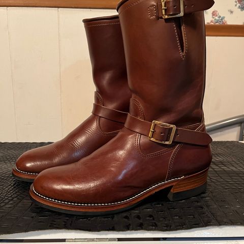 Attractions BILTBUCK Engineer Boots in Crust Horsebutt