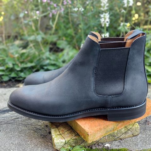 Crockett & Jones Chelsea 5 in Navy Roughout Suede