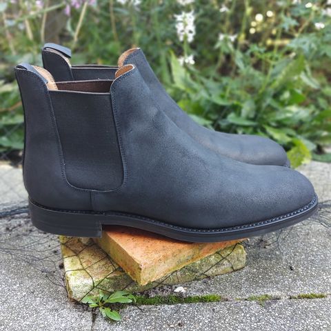 Crockett & Jones Chelsea 5 in Navy Roughout Suede