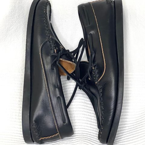 Yuketen Canoe Moc in Horween Black Chromexcel