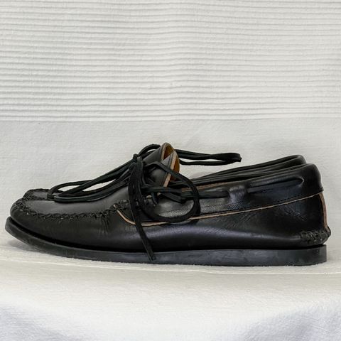 Yuketen Canoe Moc in Horween Black Chromexcel