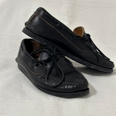 Yuketen Canoe Moc in Horween Black Chromexcel