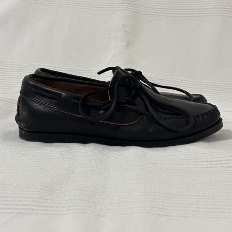 Yuketen Canoe Moc in Horween Black Chromexcel