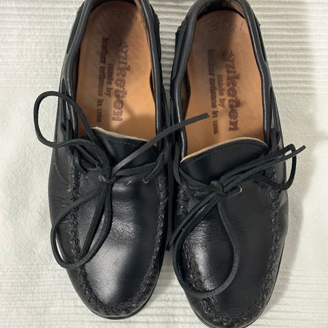 Yuketen Canoe Moc in Horween Black Chromexcel