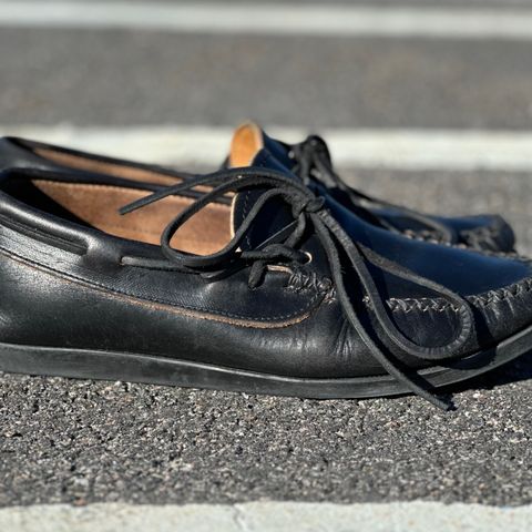 Yuketen Canoe Moc in Horween Black Chromexcel