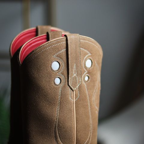 Briselblack The Bullet Cowboy Boots in Horween Natural Chromexcel Roughout