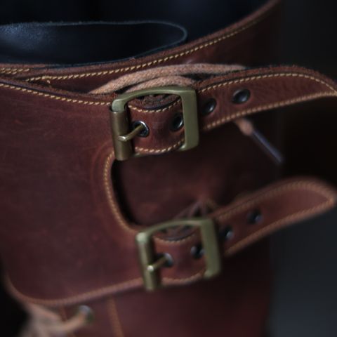 Fortis french army boots in Indonesian Red Brown Pull Up