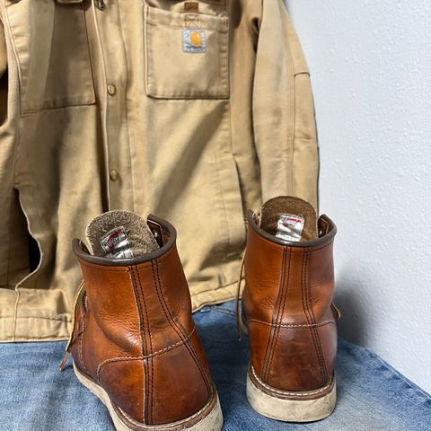 Red Wing 8-Inch Classic Moc in S.B. Foot Oro Legacy