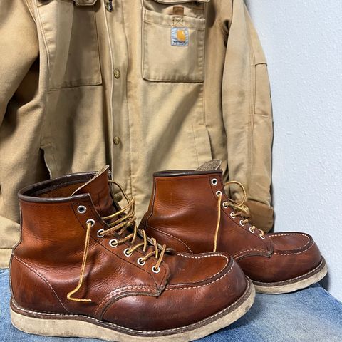 Red Wing 8-Inch Classic Moc in S.B. Foot Oro Legacy