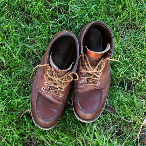 Red Wing 8-Inch Classic Moc in S.B. Foot Oro Legacy