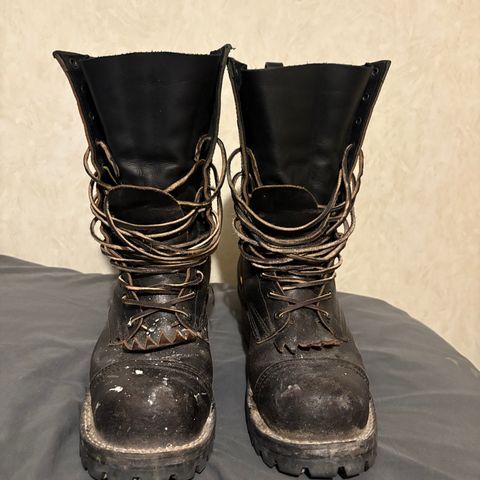 Nicks MTO in Horween Black Waxed Flesh