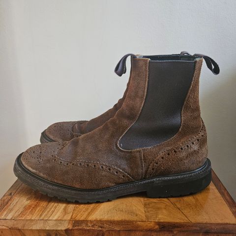 Tricker's Henry Country Dealer Boot in C.F. Stead Snuff Waxed Suede