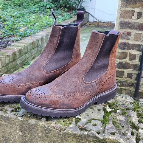 Tricker's Henry Country Dealer Boot in C.F. Stead Snuff Waxed Suede