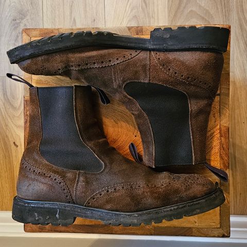 Tricker's Henry Country Dealer Boot in C.F. Stead Snuff Waxed Suede