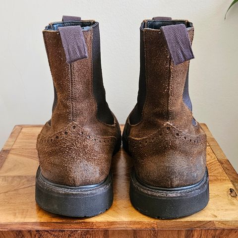 Tricker's Henry Country Dealer Boot in C.F. Stead Snuff Waxed Suede