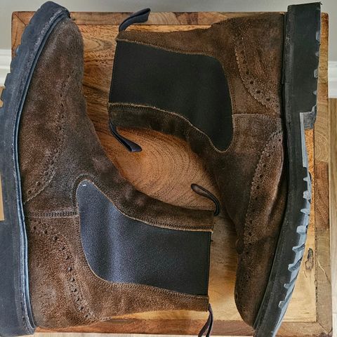 Tricker's Henry Country Dealer Boot in C.F. Stead Snuff Waxed Suede