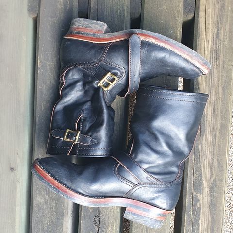 Benzein The Keeper Engineer Boot in Shinki Black Latigo Teacore Horsehide